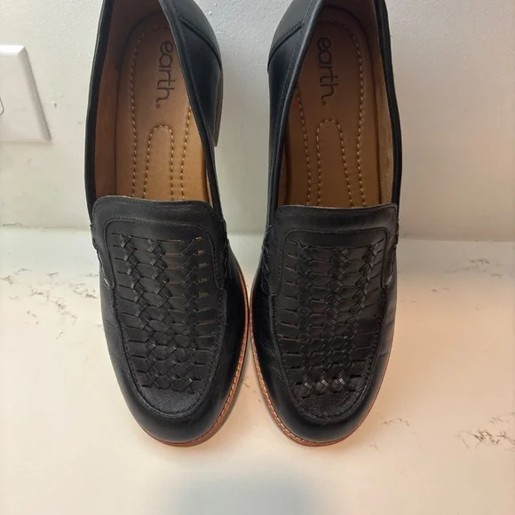 Preowned Earth Women's, Elona Loafer Size 11 - Picture 4 of 9